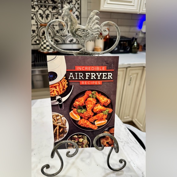 Rustic Metal Rooster Easel - Picture 5 of 8